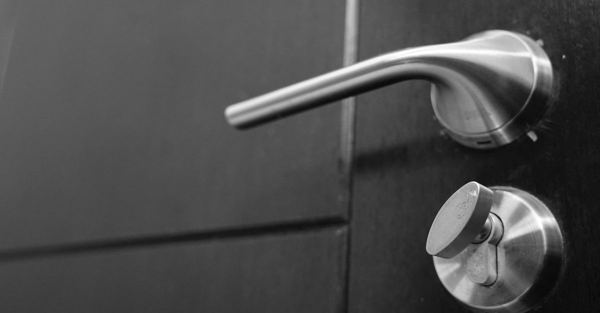 How Much Should an Emergency Locksmith Cost After Hours? — New Brunswick Locksmiths